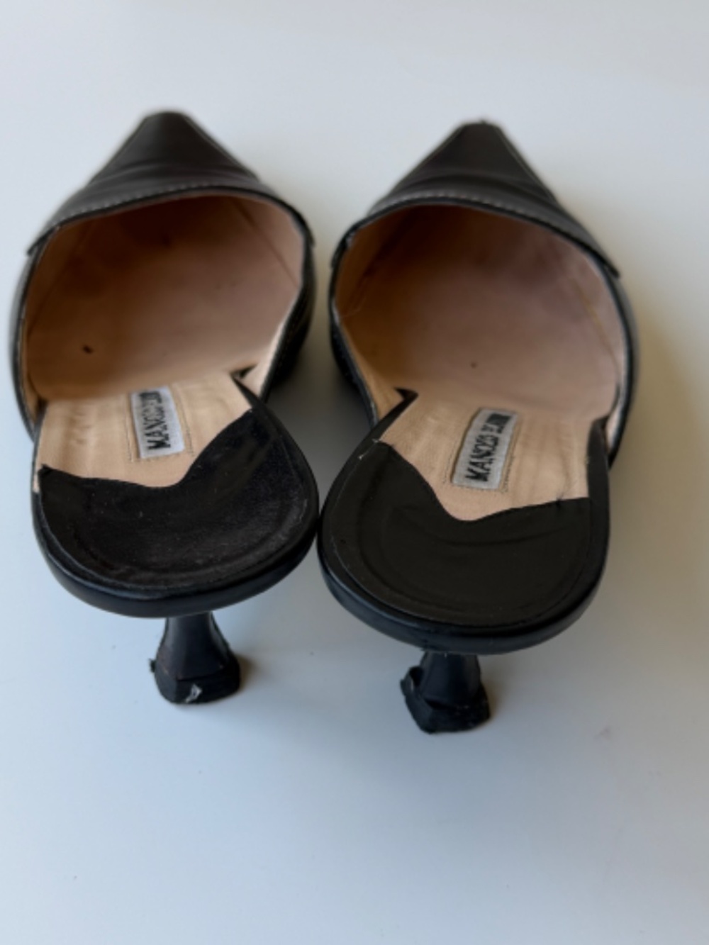 Manolo Blahnik Vintage black leather mules, IT 37 - Picture 8 of 9